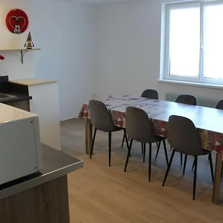 Les Tilleuls Piscine été 2026 *