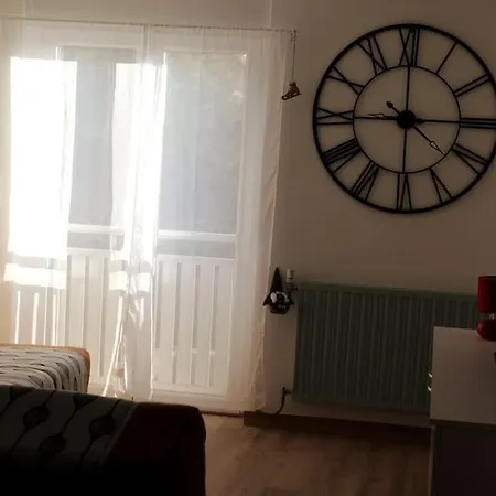 Les Tilleuls Piscine Ete 2026 *