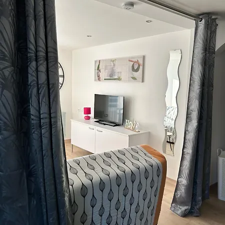 Appartement Les Tilleuls Piscine Ete 2026 *